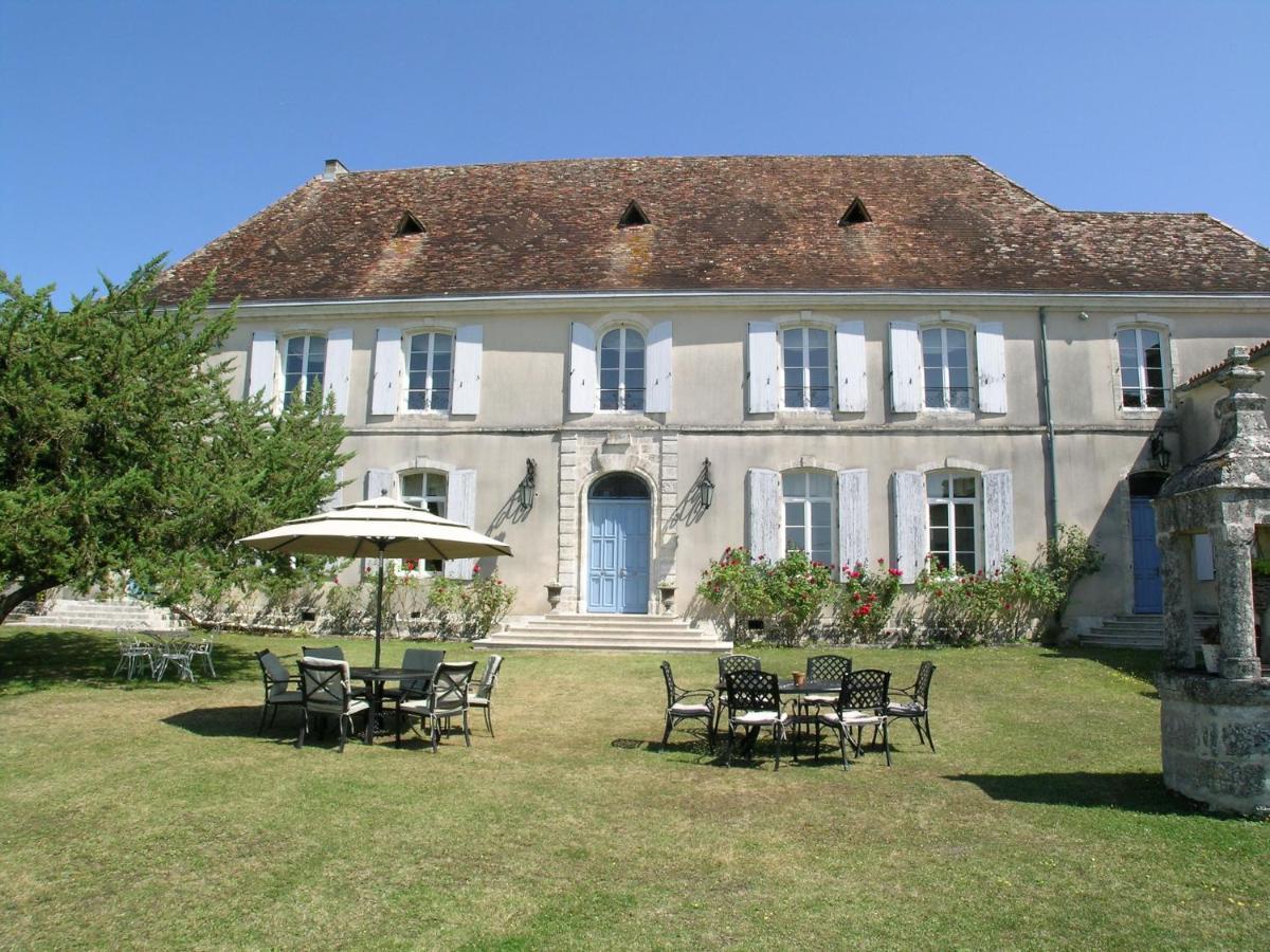 Chateau Du Bourbet Cherval Exteriör bild